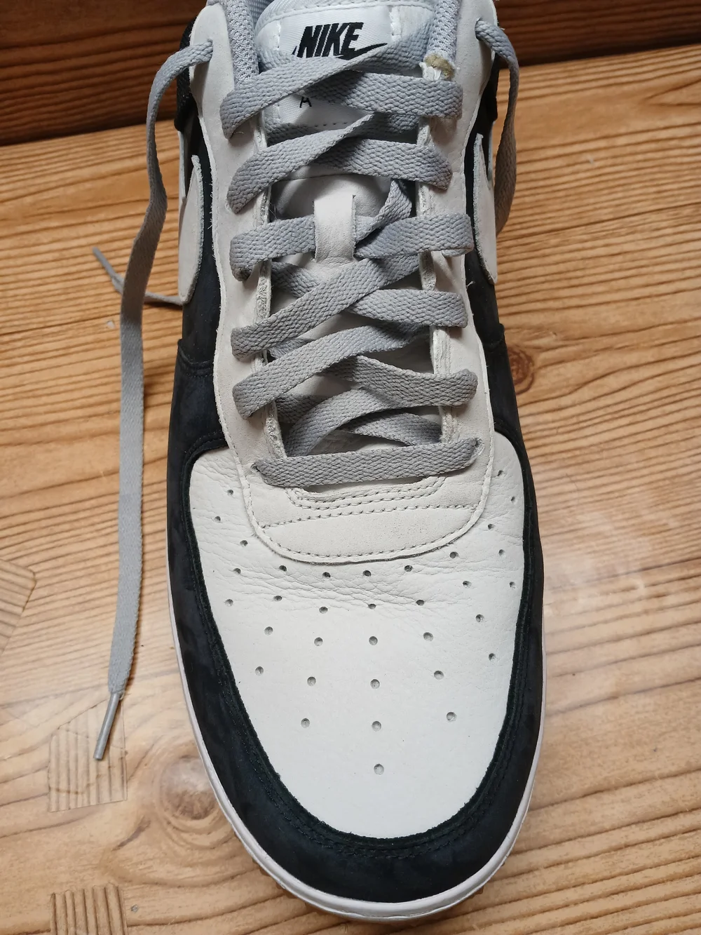 Nike Airforce 1 Men's Black and White Low-Top Sneaker